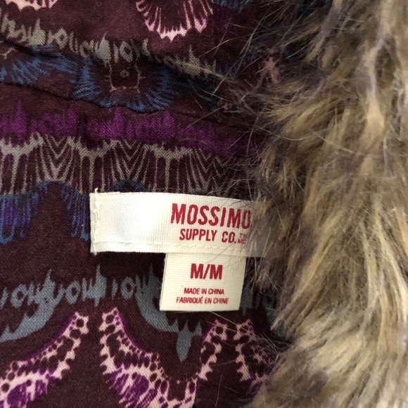 Mossimo Faux Fur Vest sz m - Picture 2 of 3